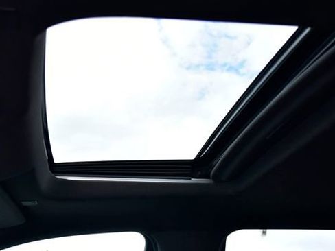 Used 2021 GMC Sierra 2500 AT4 w/ AT4 Premium Plus Package image 14