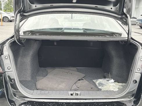 Used 2025 Nissan Versa S w/ Trunk Package FWD image 27