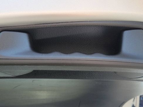 Used 2019 Toyota RAV4 XLE FWD image 30