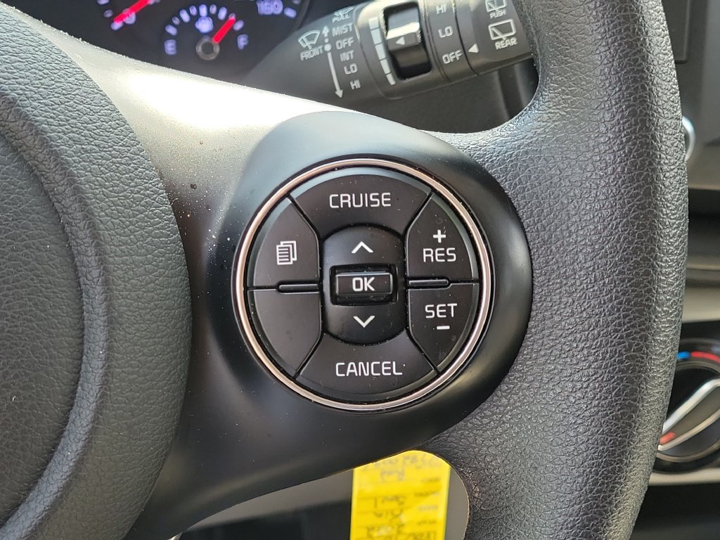 Used 2022 Kia Soul LX FWD image 29