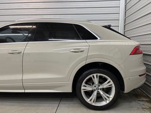 Used 2020 Audi Q8 Premium Plus image 5