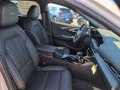 New 2026 Buick Envista Avenir image 28