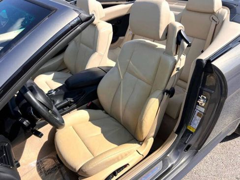 Used 2008 BMW 650i Convertible w/ Sport Pkg image 14
