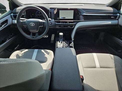 Used 2026 Toyota Camry SE w/ Convenience Package FWD image 17