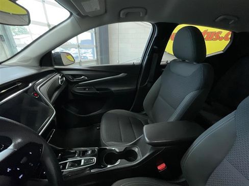 Used 2023 Chevrolet Bolt EUV LT w/ Driver Confidence Package FWD image 12