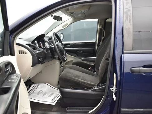 Used 2012 Dodge Grand Caravan American Value Package FWD image 14