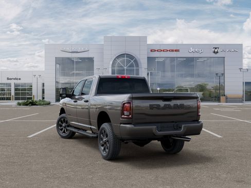 New 2026 RAM 2500 Big Horn AWD/4WD image 19