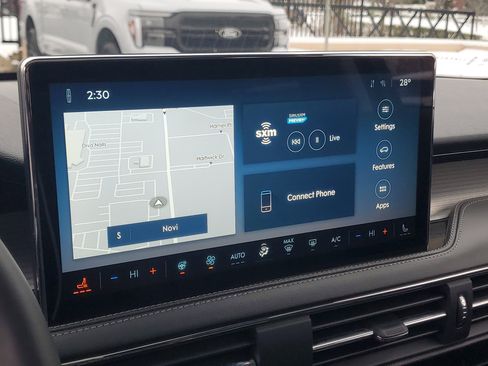 Certified 2024 Lincoln Corsair AWD w/ Equipment Group 101A image 16