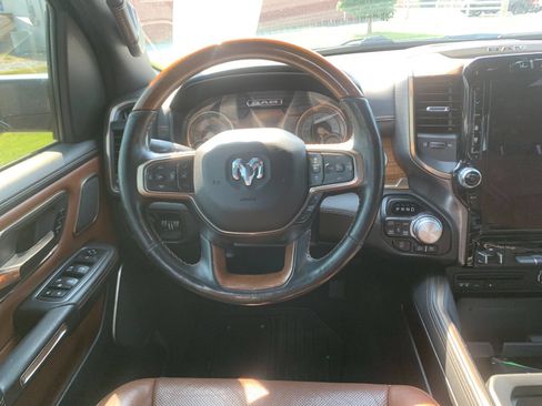 Used 2019 RAM 1500 Limited AWD/4WD image 18