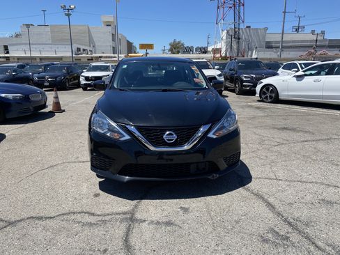 Used 2018 Nissan Sentra S FWD image 3