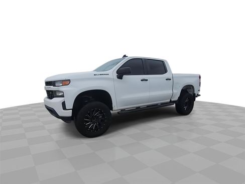 Used 2019 Chevrolet Silverado 1500 Custom w/ Custom Value Package RWD image 4