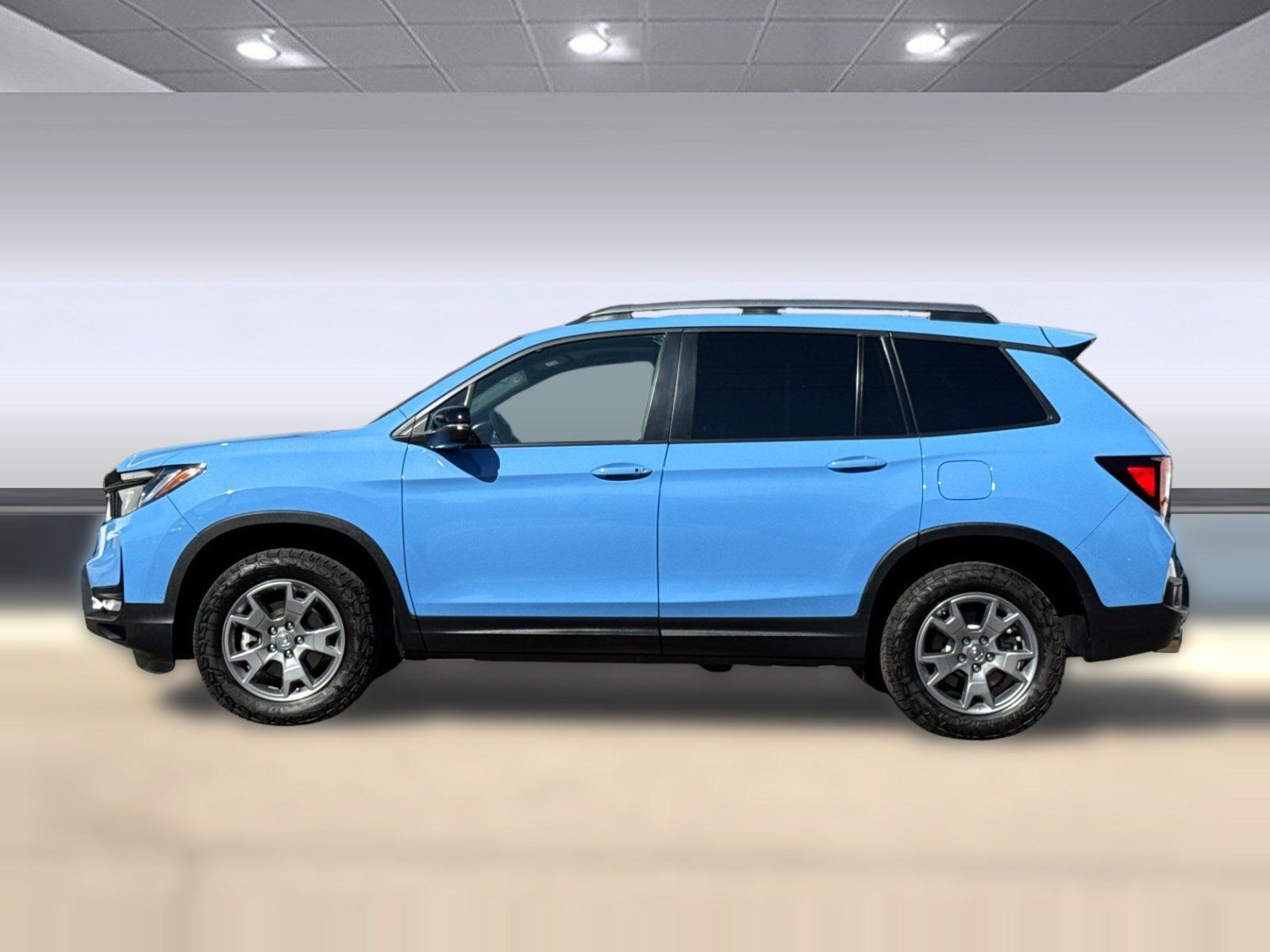 Used 2025 Honda Passport TrailSport image 2