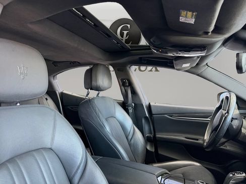 Used 2019 Maserati Ghibli RWD image 14