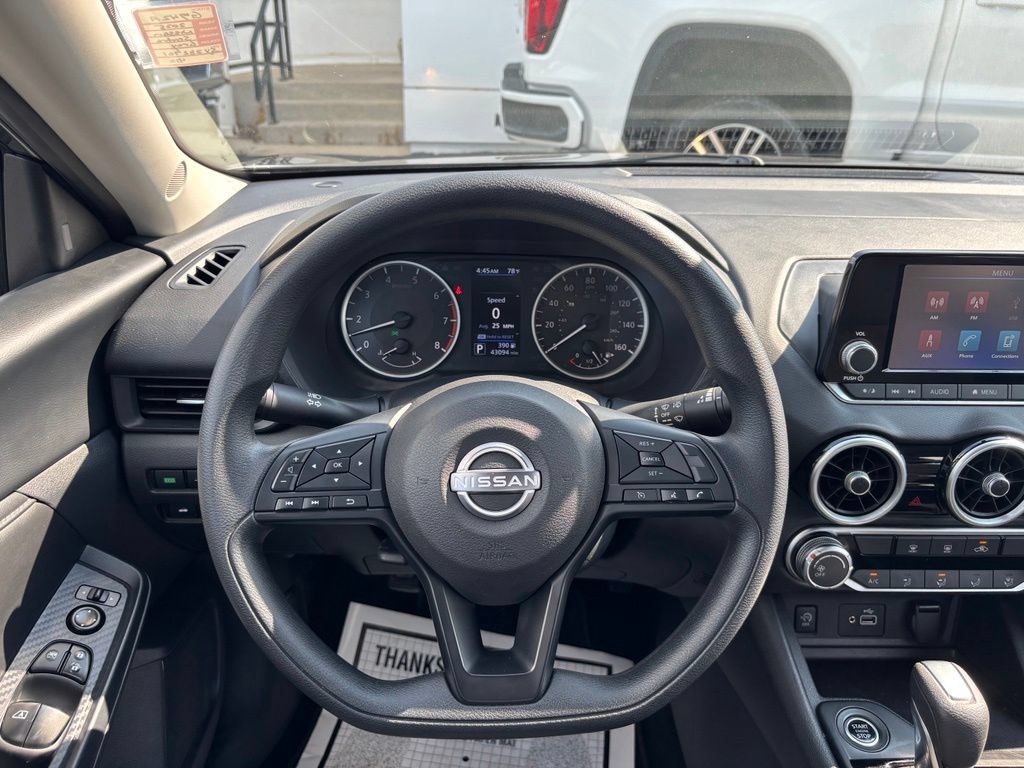 Used 2025 Nissan Sentra S FWD image 16