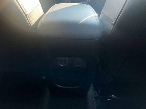 Used 2022 Chevrolet Colorado Z71 image 20