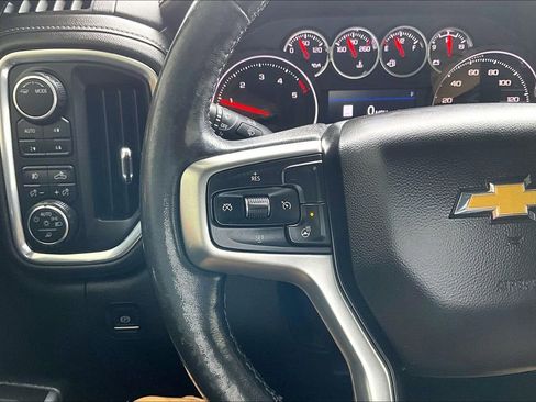 Used 2022 Chevrolet Silverado 2500 LTZ w/ Z71 Chrome Sport Edition image 11