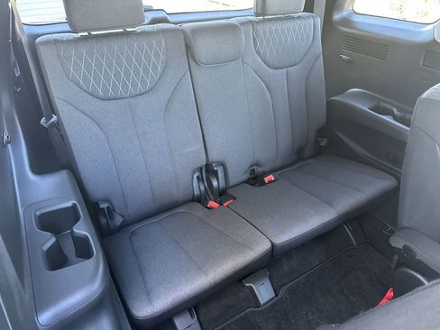 Used 2022 Hyundai Palisade SEL w/ Convenience Package image 36