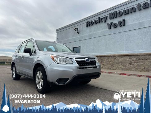 Used 2016 Subaru Forester 2.5i w/ Alloy Wheel Package AWD/4WD image 1
