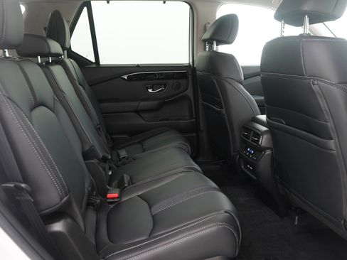 Used 2023 Honda Pilot EX-L image 15