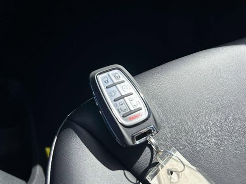 New 2026 Chrysler Voyager LX image 14