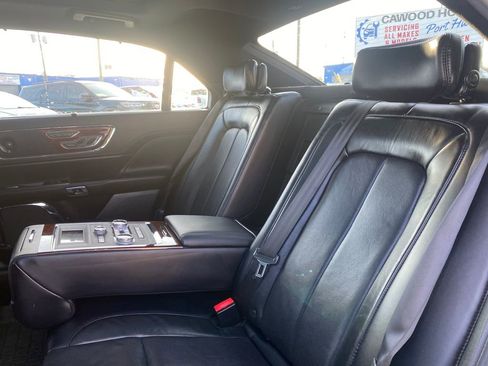 Used 2019 Lincoln Continental Reserve w/ Rear-seat Package image 14