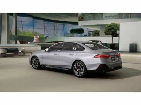 New 2027 BMW 530i xDrive AWD/4WD image 2