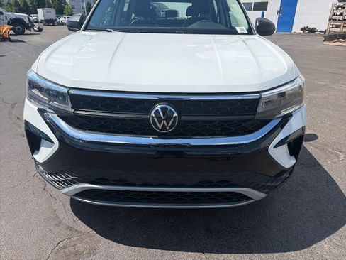 Used 2023 Volkswagen Taos S w/ Driver Assistance Package FWD image 11