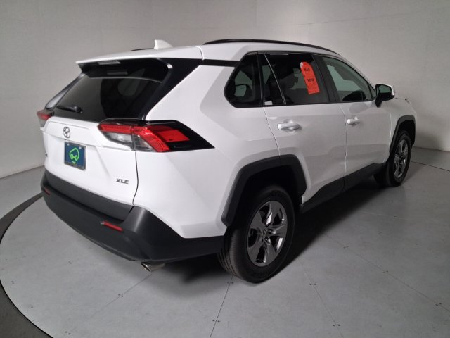 Used 2025 Toyota RAV4 XLE FWD image 4