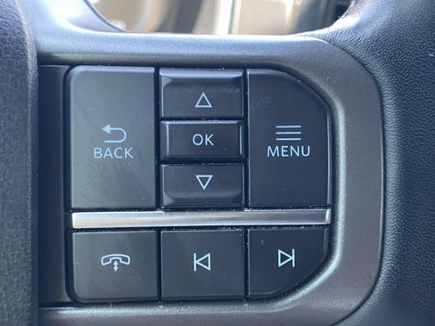 Used 2022 Ford F150 Lariat AWD/4WD image 23