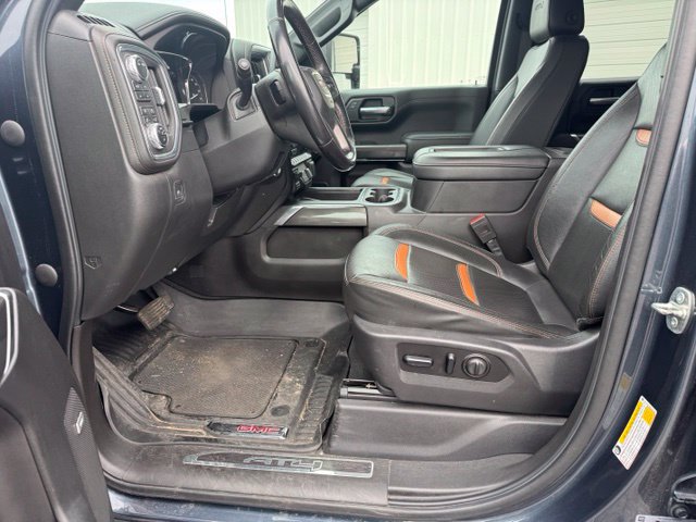 Used 2021 GMC Sierra 1500 AT4 w/ AT4 Premium Package AWD/4WD image 11