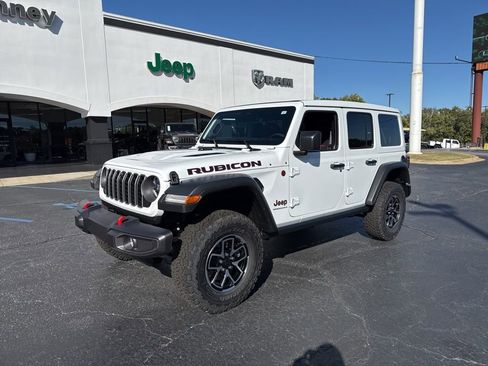 New 2026 Jeep Wrangler Unlimited Rubicon w/ Technology Group image 2