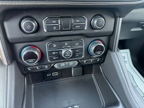 Certified 2024 Chevrolet Tahoe Premier RWD image 27