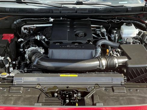 Certified 2024 Nissan Frontier SV w/ SV Convenience Package RWD image 31