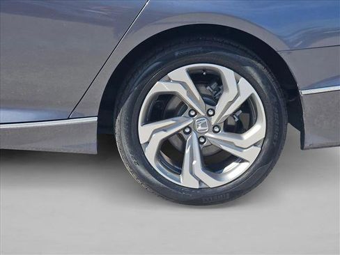 Used 2018 Honda Accord EX-L image 24