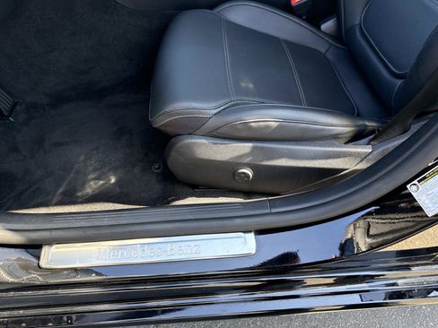 Used 2023 Mercedes-Benz C 300 Sedan image 18