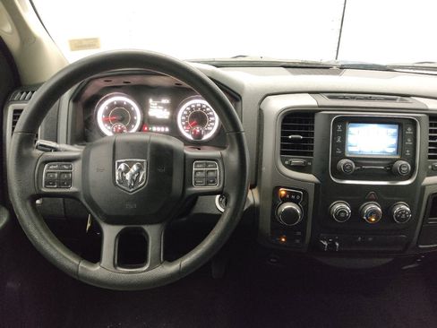 Used 2018 RAM 1500 ST AWD/4WD image 22
