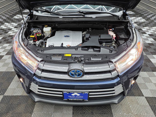 Used 2017 Toyota Highlander XLE AWD/4WD image 43