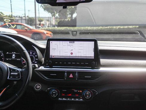 Used 2022 Kia Forte GT-Line image 18