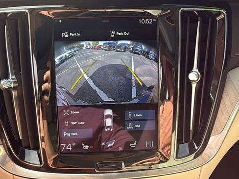 Used 2022 Volvo S60 T8 Inscription w/ Advanced Package image 13