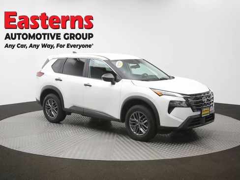 Used 2024 Nissan Rogue S AWD/4WD image 49