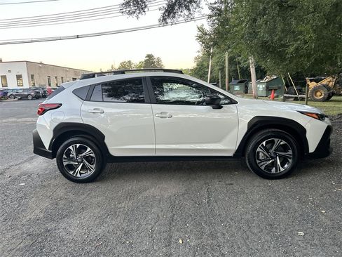 Certified 2025 Subaru Crosstrek 2.5i Premium image 9