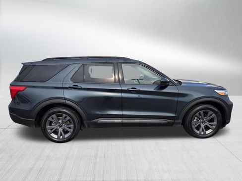 Certified 2023 Ford Explorer XLT w/ Equipment Group 202A AWD/4WD image 8
