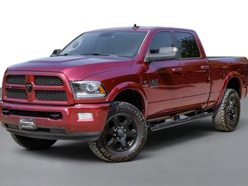 Used 2017 RAM 2500 Laramie w/ Sport Appearance Group AWD/4WD image 4