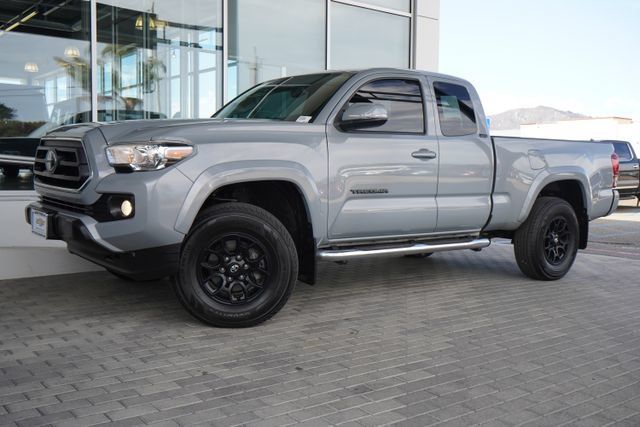 Used 2021 Toyota Tacoma SR5 RWD image 4