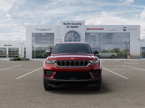 New 2025 Jeep Grand Cherokee Laredo w/ Luxury Tech Group I AWD/4WD image 7