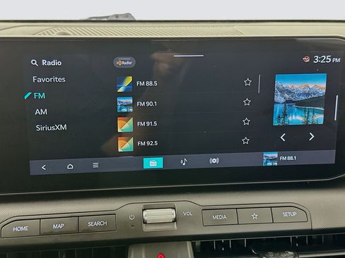 Used 2025 Kia K4 LXS image 21