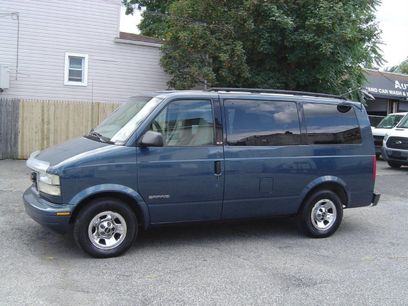 Used 2001 GMC Safari Passenger