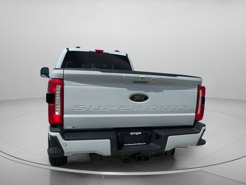 New 2026 Ford F250 Lariat w/ Black Appearance Package image 25