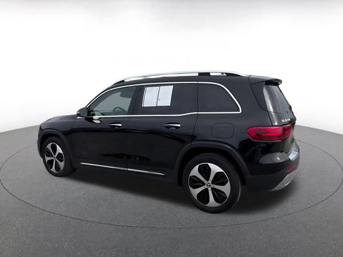 Used 2025 Mercedes-Benz GLB 250 image 10