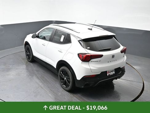 Used 2024 Buick Encore GX Sport Touring image 43
